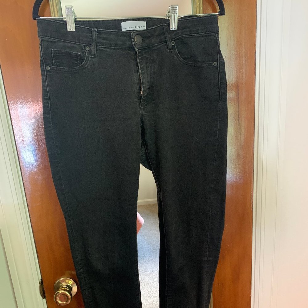 LOFT black skinny curvy denim
